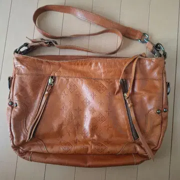 러셋 russet 가죽 천연 가죽 숄더 카멜