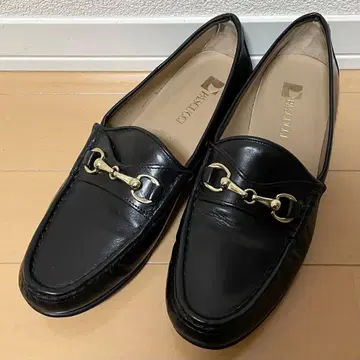 파스쿠치 PASCUCCI 비트 로퍼 블랙 사이즈 37