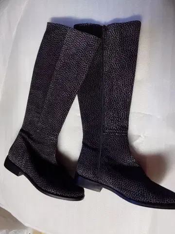 marian 블랙 표범 무늬 스웨이드 롱 부츠