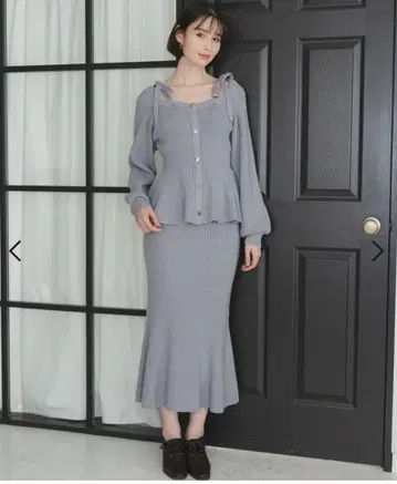 미슈마슈 페플럼 니트 스커트 세트