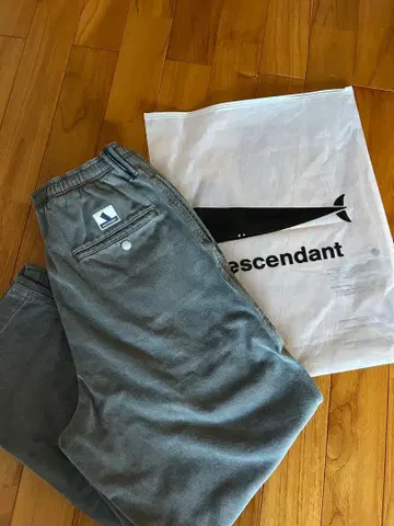 [미사용품] [descendant] 사이즈 3