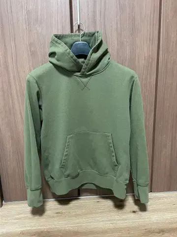 다이와 후드티 M 사이즈