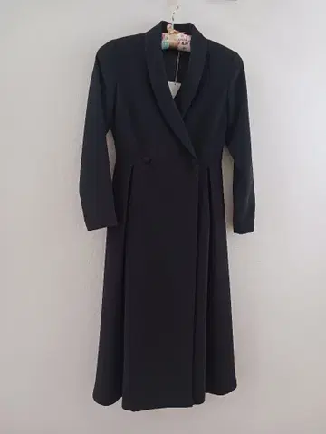 트루 바이 마리코 오이카와 블랙 포멀 Acacia 블랙 원피스 새상품