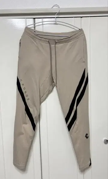 CRONOS 베이지 조거 팬츠