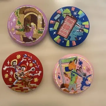 디즈니 자수 캔뱃지 4개 세트
