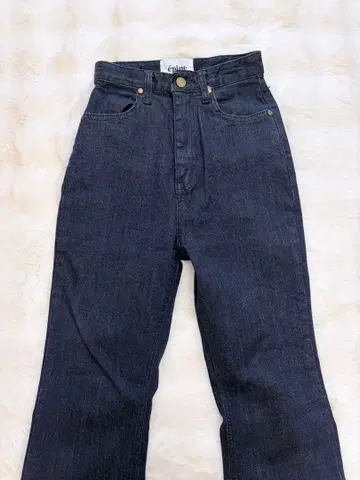 epine 다크 블루 플레어 데님 팬츠