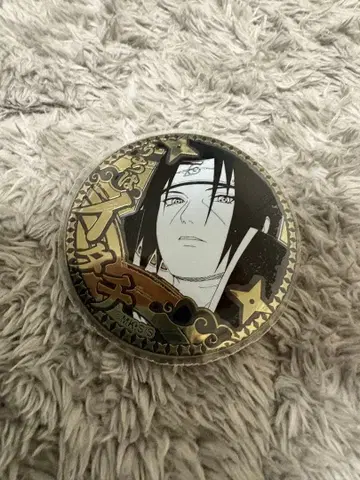 NARUTO 골든 캔뱃지 우치하 이타치