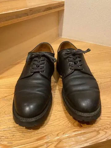 블랙 가죽 레이스업 슈즈