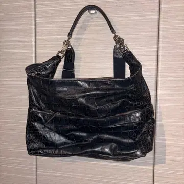 블랙 가죽 숄더백