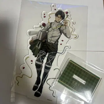 진격의 거인 벌스데이 아크릴 스탠드 리바이 병장 L 사이즈
