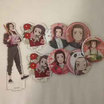 중국 아크릴 스탠드와 캔뱃지 세트