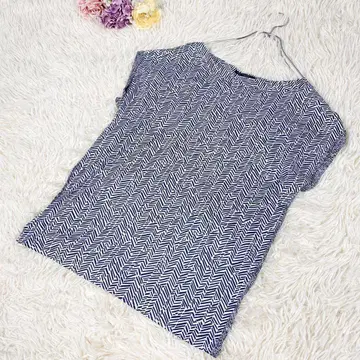 [새상품급] 23구 (M) 올 패턴 티셔츠 모자이크