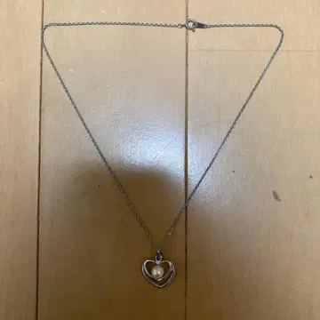 하트형 진주 목걸이