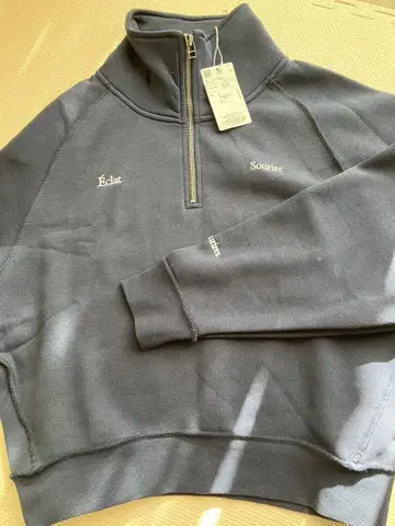 어반 리서치 하프 지퍼 자수 맨투맨