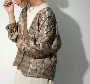 [ 새상품 ] 리프 무늬 자켓 사이즈 F