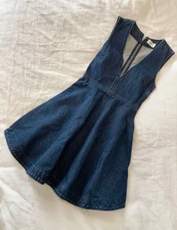 [새상품급] FRAY I.D 데님 오버롤 스커트 원피스