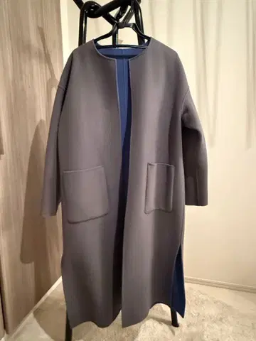 BLENHEIM 리버서블 코트