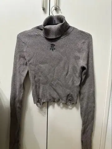 단종 TRAVAS TOKYO 터틀넥 니트 그레이