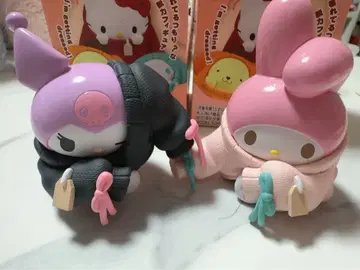 산리오 캐릭터즈 PERIHAPI! 옷 갈아입는 중 마이멜로디 쿠로미