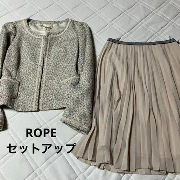 로페 노카라 자켓, 쉬폰 플리츠 스커트 셋업 S 사이즈