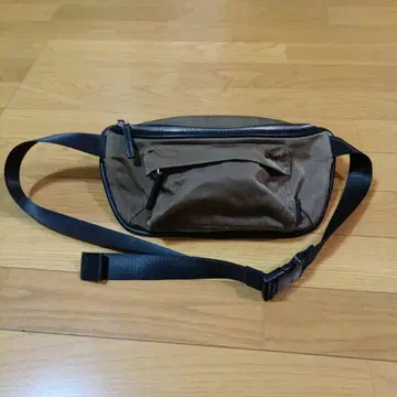 [ NIKO AND - ] 바디백 웨스트 파우치 브라운