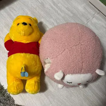 푸우와 양 봉제 인형 세트
