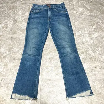 새상품급 MOTHER 데님 부츠컷 플레어 24