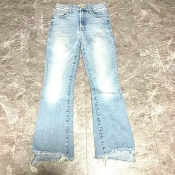 새상품급 MOTHER 데님 부츠컷 플레어 24