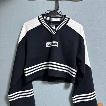 adidas JW7273 블로킹 크루넥 스웨트 셔츠 S 사이즈