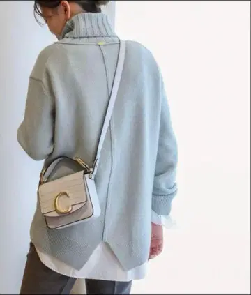 두지엠 클라세 JADE 터틀넥 풀오버 니트 스웨터