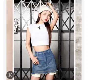 Darich 화이트 크로스 자수 반팔 상의