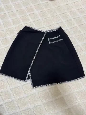 블랙 숏팬츠 Darich