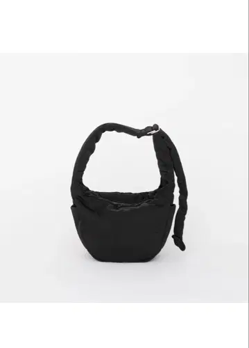 ITTI / ANNIE PUFFER TOWN MOON BAG