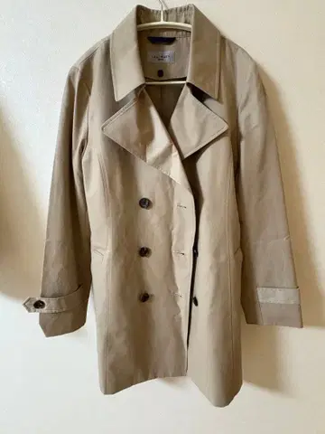 LES MUES 트렌치코트