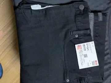 유니클로 36 히트텍 울트라 스트레치 슬림 핏 청바지 블랙