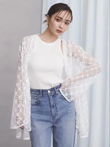 [새상품급] 레이스 티어드 개더 가운 화이트 anuans 아뉴앙스