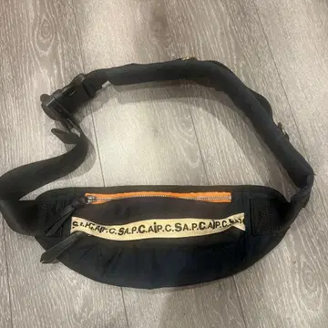 A.P.C. sacai 바디백 네이비