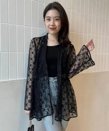 [ 새상품급 ] 레이스 티어드 개더 가운 블랙 anuans 아뉴앙스