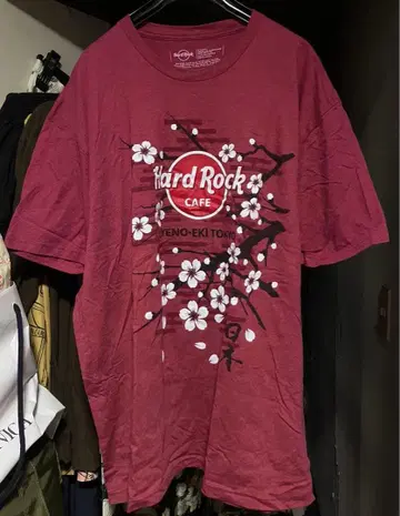 HardRockCAFE 벚꽃 T셔츠