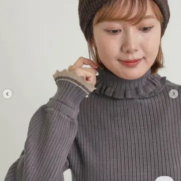 그레이 리브 하이넥 스웨터