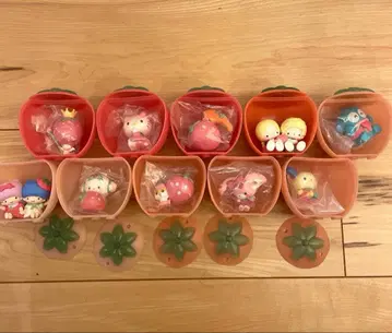 산리오 딸기 프렌즈