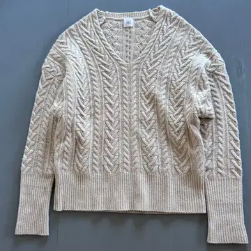 IENA 캐시미어 혼방 케이블 짜임 니트 긴팔 화이트 계열