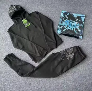 (central cee 착용) SYNA WORLD 셋업 시나월드