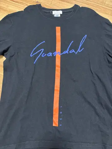 [중고] SCANDAL 반팔 티셔츠 블랙 오렌지 악센트