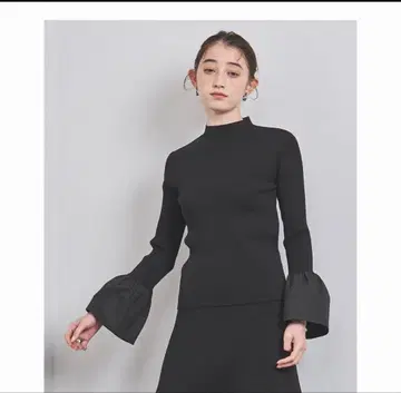 완판 United Arrows 자카드 콤비 플레어 슬리브 니트