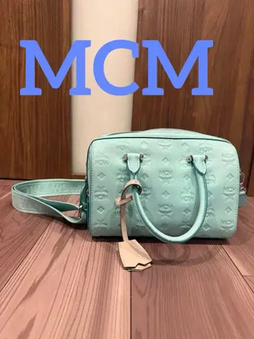 MCM 민트 그린 핸드백