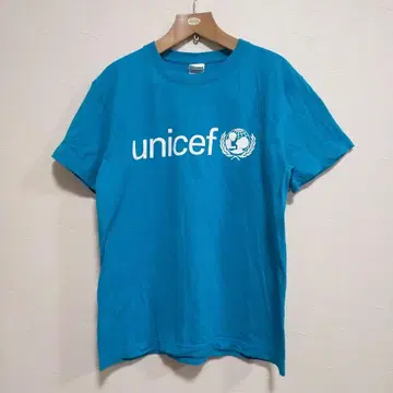 UNICEF 반팔 T셔츠 M 사이즈