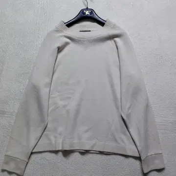 미사용에 가까운 24AW 마가렛호웰 니트 울 오버 사이즈