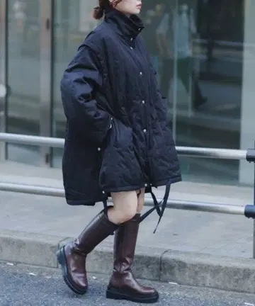 Kastane 퀼팅 리버서블 미들 코트 블랙