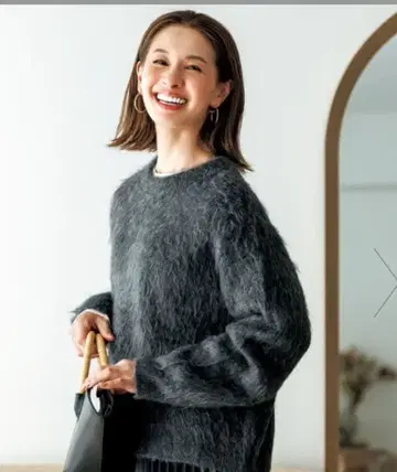 알파카 샤기 크루넥 풀오버